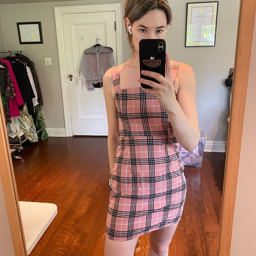 Pink Plaid Checkered Mini Dress size 4 Summer Vacation Burberry-Inspired Print - Picture 7 of 9